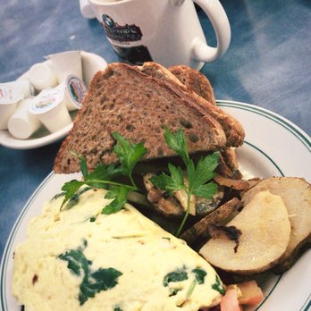 Cross Keys Diner - Diners Near Me - Doylestown, Pennsylvania