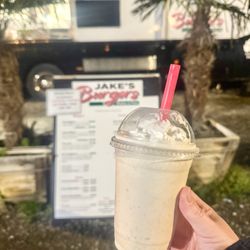 Jake's Burgers - Apple Pie Milkshake