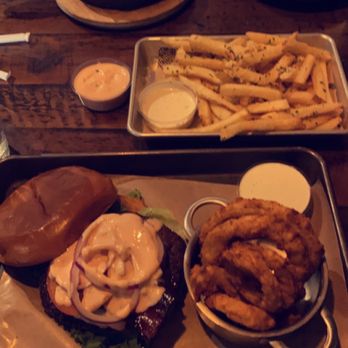 The Barrel House - BBQ burger and onion rings, garlic parm fries, and brisket Mac and cheese. - Pizza Near Me - Sioux Falls, South Dakota The Barrel House - BBQ burger and onion rings, garlic parm fries, and brisket Mac and cheese. - Pizza Near Me - Sioux Falls, South Dakota