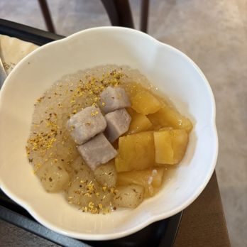 Makkee Dessert - Desserts Near Me - Los Angeles, California