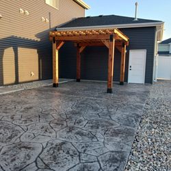 Stringline Projects - CONCRETE PATIO AND PERGOLA