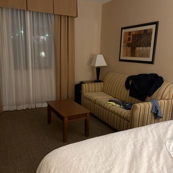 Hampton Inn & Suites Folsom - Comfy King size bed, fresh crisp linens, 4 pillows, we slept well! couch in studio, w window - Hotels Near Me - Folsom, California Hampton Inn & Suites Folsom - Comfy King size bed, fresh crisp linens, 4 pillows, we slept well! couch in studio, w window - Hotels Near Me - Folsom, California