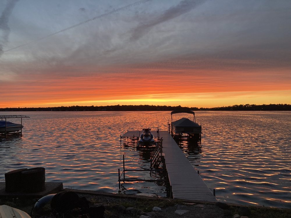 Con De Dock Services Logo