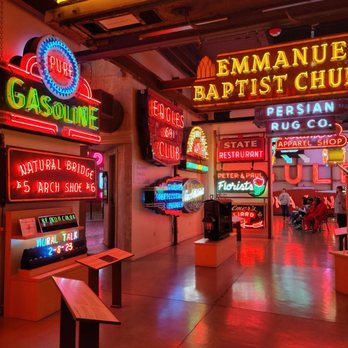American Sign Museum - Museums Near Me - Cincinnati, Ohio