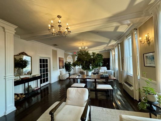 The Litchfield Inn by null