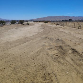 Dump That Junk - Clean lot!!! - Junk Removal & Hauling Near Me - Victorville, California
