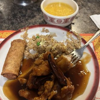 Dragon Inn - 15. General Tsos Chicken Lunch Special with Egg Rolls - Chinese Near Me - Overland Park, Kansas Dragon Inn - 15. General Tsos Chicken Lunch Special with Egg Rolls - Chinese Near Me - Overland Park, Kansas