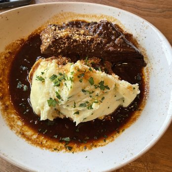 Buckeye Roadhouse - Smoked Brandt Beef Brisket - American Near Me - Mill Valley, California