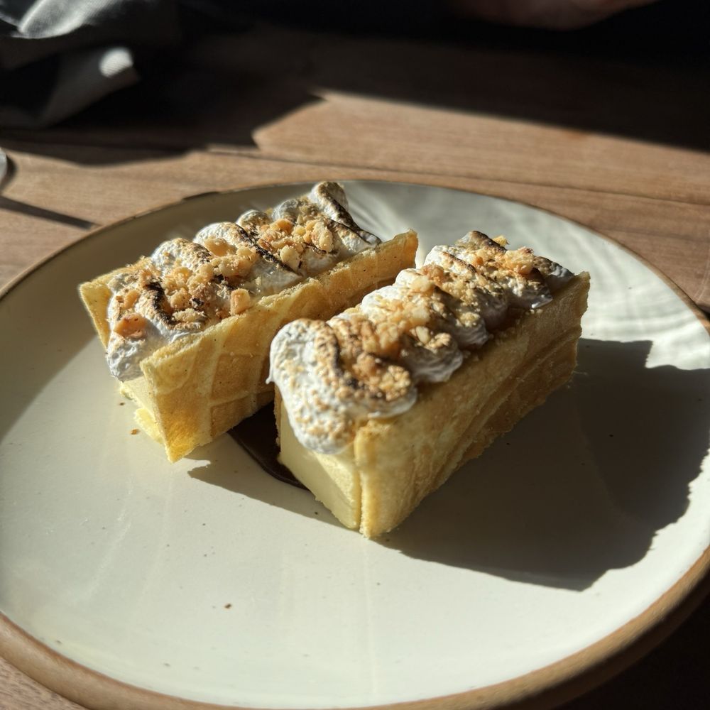 Flour + Water - Dessert: corn ice cream with marshmallow - Italian Near Me - San Francisco, California Flour + Water - Dessert: corn ice cream with marshmallow - Italian Near Me - San Francisco, California