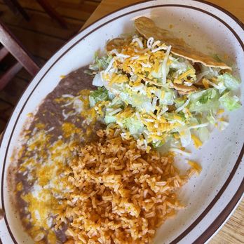 Don Rubens Restaurant - Taco dinner - Mexican Near Me - Mariposa, California