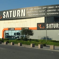 Saturn - Esterno