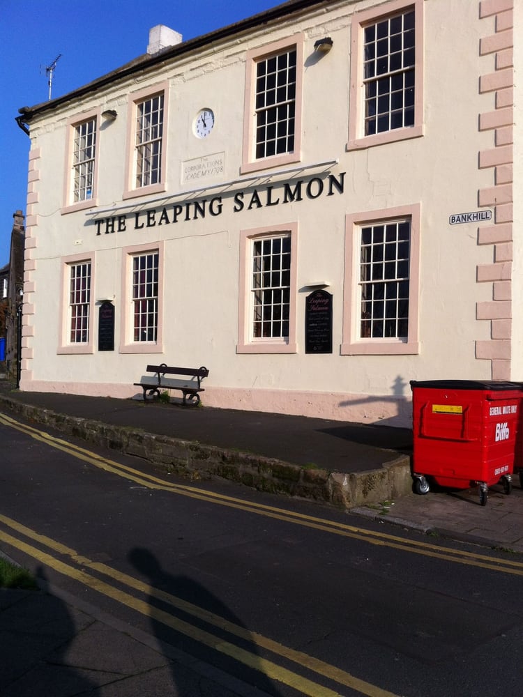 THE LEAPING SALMON Updated October 2024 8 Golden Square, Berwick