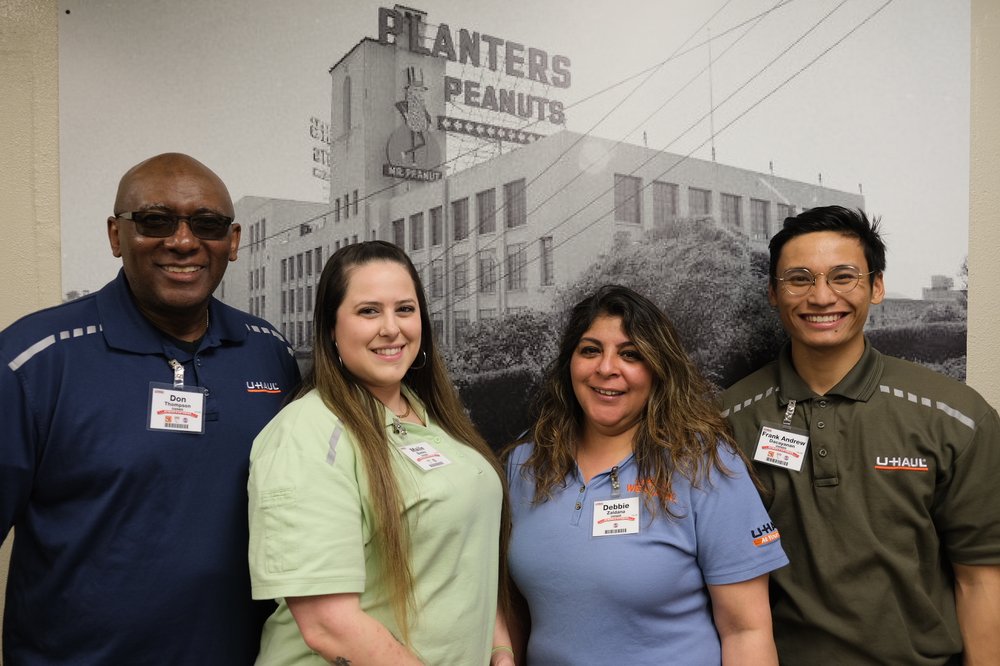 UHAUL TRAILER HITCH SUPER CENTER AT CANDLESTICK Updated September