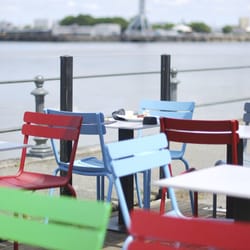 Le Trent' - Terrasse colorée et ensoleillée