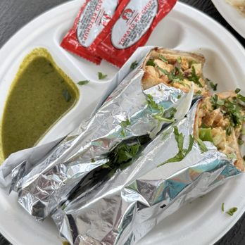 Mumbai Express - We ordered chicken Chicken Tikka Wrap and Paneer Tikka Sandwich. The food was really good and fresh. - Food Trucks Near Me - Santa Clara, California Mumbai Express - We ordered chicken Chicken Tikka Wrap and Paneer Tikka Sandwich. The food was really good and fresh. - Food Trucks Near Me - Santa Clara, California