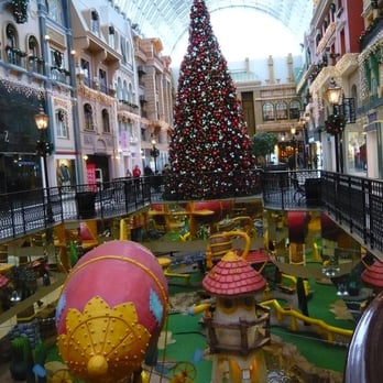 West Edmonton Mall - Shopping Centers Near Me - Edmonton, Alberta West Edmonton Mall - Shopping Centers Near Me - Edmonton, Alberta