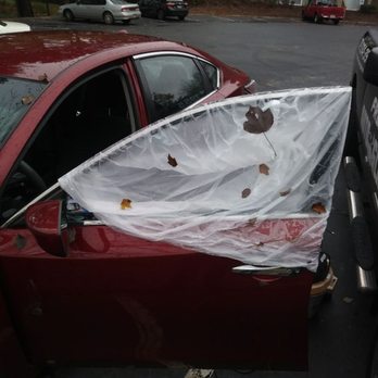 Fred's Auto Glass - Before picture of a driver door glass on an Altima. - Windshield Installation & Repair Near Me - Riverdale, Georgia Fred's Auto Glass - Before picture of a driver door glass on an Altima. - Windshield Installation & Repair Near Me - Riverdale, Georgia
