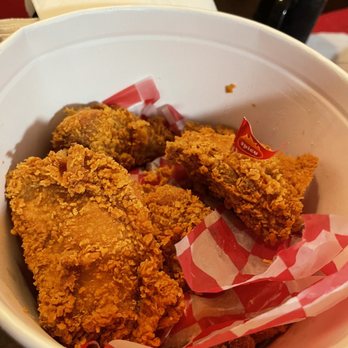 Jollibee - Chicken. Flag for spicy. - Fast Food Near Me - Honolulu, Hawaii Jollibee - Chicken. Flag for spicy. - Fast Food Near Me - Honolulu, Hawaii