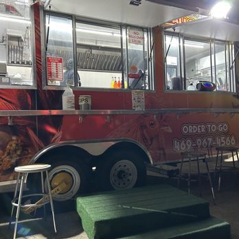 El Mas Gallo - Front window - Food Trucks Near Me - Houston, Texas El Mas Gallo - Front window - Food Trucks Near Me - Houston, Texas