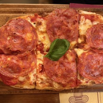 La Nuova Piazzetta - Diavola pizza - Roman Near Me - Rome, RM La Nuova Piazzetta - Diavola pizza - Roman Near Me - Rome, RM