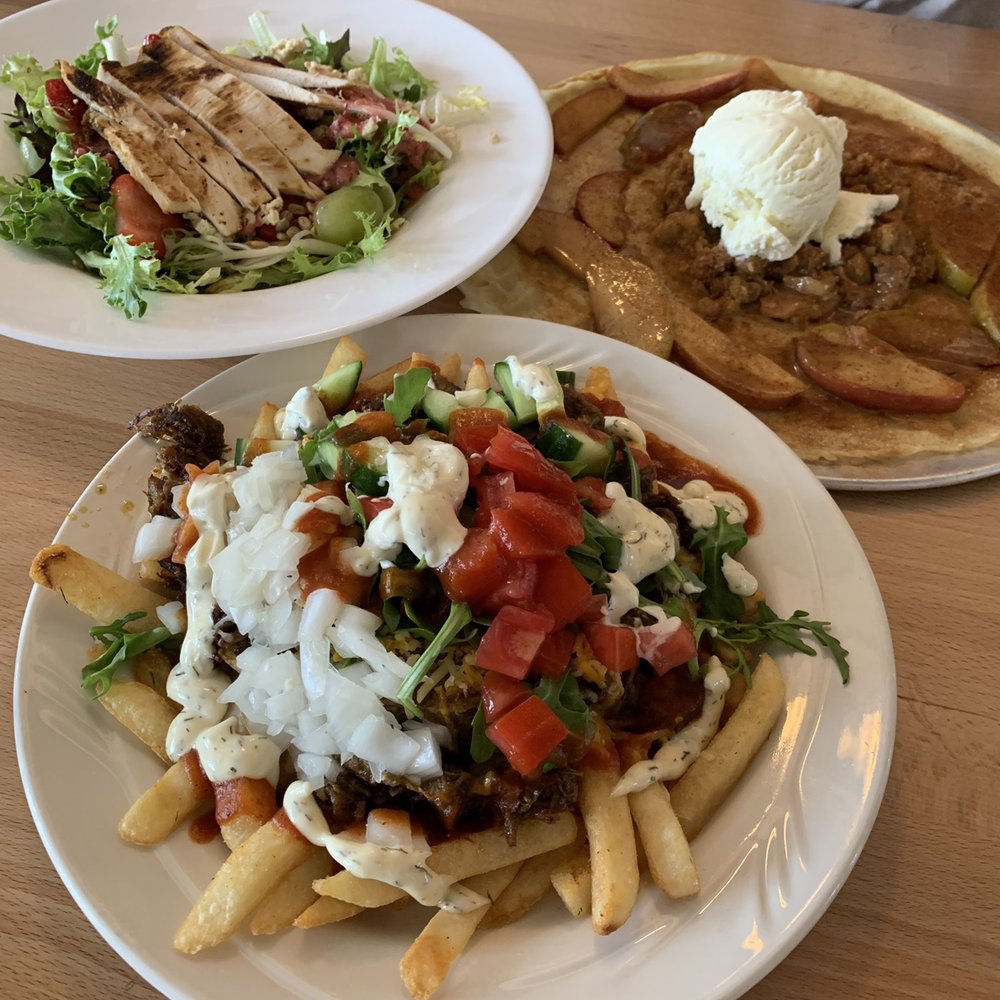 Van Gogh's Eeterie - Strawberry frisée salad (top left), old dutch pancakes (top right) and my kapsalon beef (bottom) - Breakfast & Brunch Near Me - Springfield, Missouri