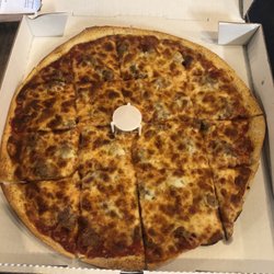 Fox's Pizza & Bakery - Pizza
