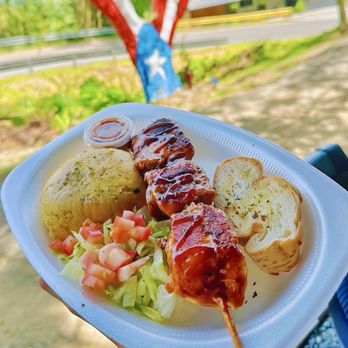 Pinchos La Montaña - Mofongo y Pincho de Pollo al Plato - Puerto Rican Near Me - San German, Puerto Rico