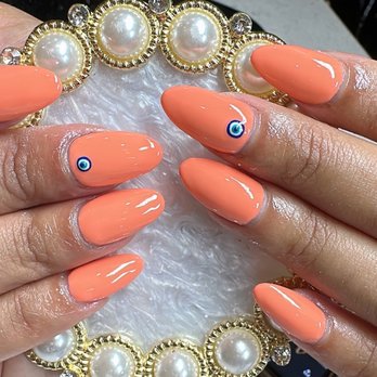 Kitchen Nail Bar - Mountain View - Nail Salons Near Me - Mountain View, California