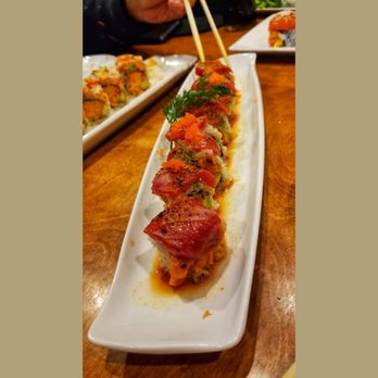 MOMO Sushi - Sushi Bars Near Me - Mill Creek, Washington MOMO Sushi - Sushi Bars Near Me - Mill Creek, Washington