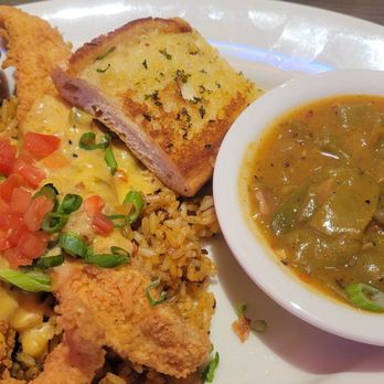 Razzoo's Cajun Cafe - Catfish, green beans, and garlic bread - Cajun/Creole Near Me - Spring, Texas Razzoo's Cajun Cafe - Catfish, green beans, and garlic bread - Cajun/Creole Near Me - Spring, Texas