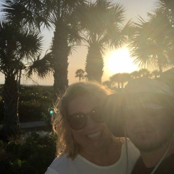 Siesta Dunes Beach Condominiums - Vacation Rentals Near Me - Siesta Key, Florida