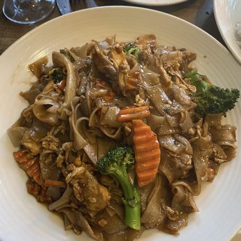 Chiangmai - Pad See Ew - Thai Near Me - Conshohocken, Pennsylvania