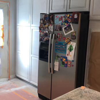 Sunny Painting - Cabinets Before - Painters Near Me Sunny Painting - Cabinets Before - Painters Near Me