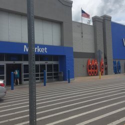 Walmart Neighborhood Market - Front of store