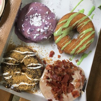 Duck Donuts - Blueberry, keylime, s'mores, maple bacon - Donuts Near Me - Arlington, Virginia Duck Donuts - Blueberry, keylime, s'mores, maple bacon - Donuts Near Me - Arlington, Virginia