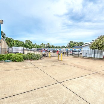 Storage Sense - Storage Sense - East Shreveport, LA - Exterior - Self Storage Near Me - Shreveport, Louisiana Storage Sense - Storage Sense - East Shreveport, LA - Exterior - Self Storage Near Me - Shreveport, Louisiana