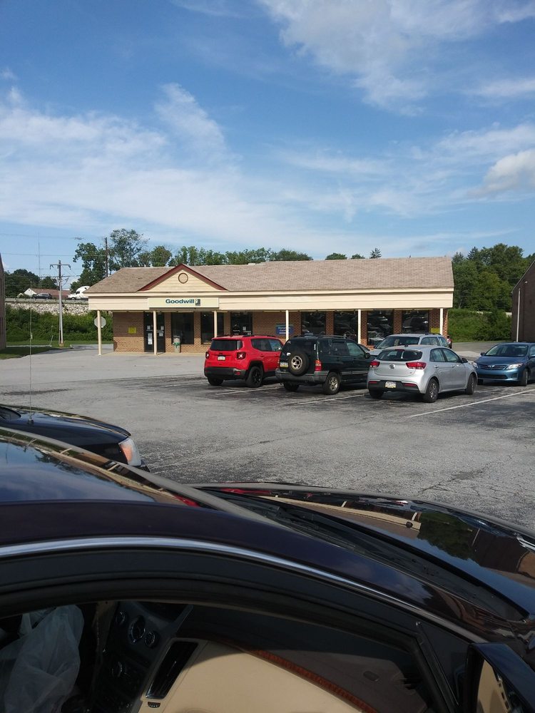 GOODWILL STORE & DONATION CENTER Updated August 2024 29 Photos & 21