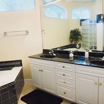 Alan Dinsmoor Contracting Services - Bathroom #3 - General Contractors Near Me - Middlebury, Connecticut