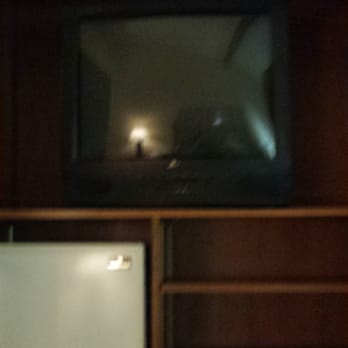 Pala Mesa Resort - Super old box TV - Golf Near Me - Fallbrook, California