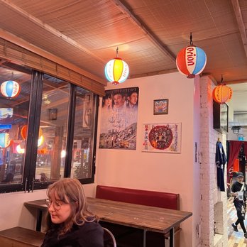 Ryukyu Shinmen Tondou Ramen - Interior - Ramen Near Me - Toronto, Ontario Ryukyu Shinmen Tondou Ramen - Interior - Ramen Near Me - Toronto, Ontario