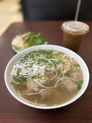 Pho Pasteur by null