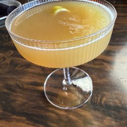 Hachis Knees Cocktail Hachis Knees Cocktail