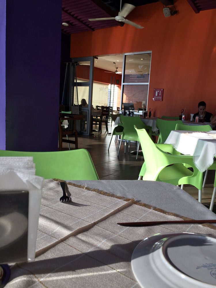 LA COCHERA Updated September 2024 Independencia 3445, Torreón, Coahuila, Mexico Mexican