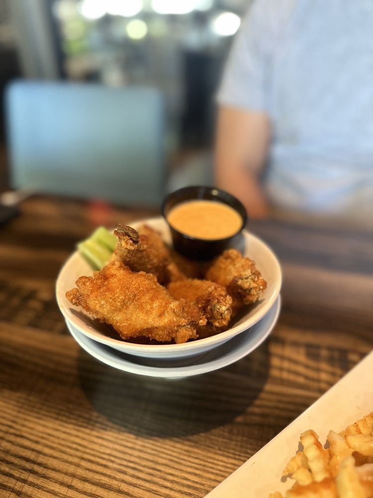 CHICKIE’S & PETE’S LAS VEGAS Updated October 2024 605 Photos