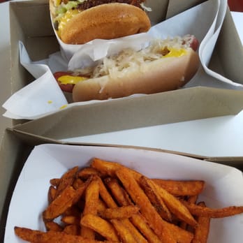 Carneys - Burgers Near Me - Studio City, California Carneys - Burgers Near Me - Studio City, California