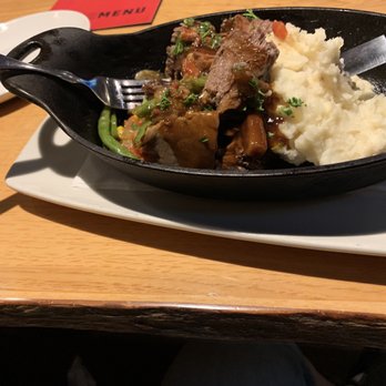 Twin Peaks - Pot roast - Sports Bars Near Me - Phoenix, Arizona Twin Peaks - Pot roast - Sports Bars Near Me - Phoenix, Arizona