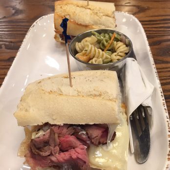 Newk's Eatery - Steak sandwich - Salad Near Me - Gainesville, Florida Newk's Eatery - Steak sandwich - Salad Near Me - Gainesville, Florida