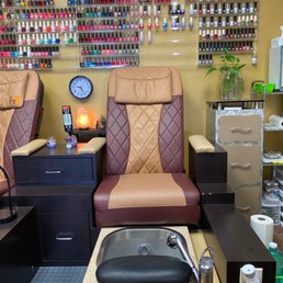 May gives the best pedicures! May gives the best pedicures!