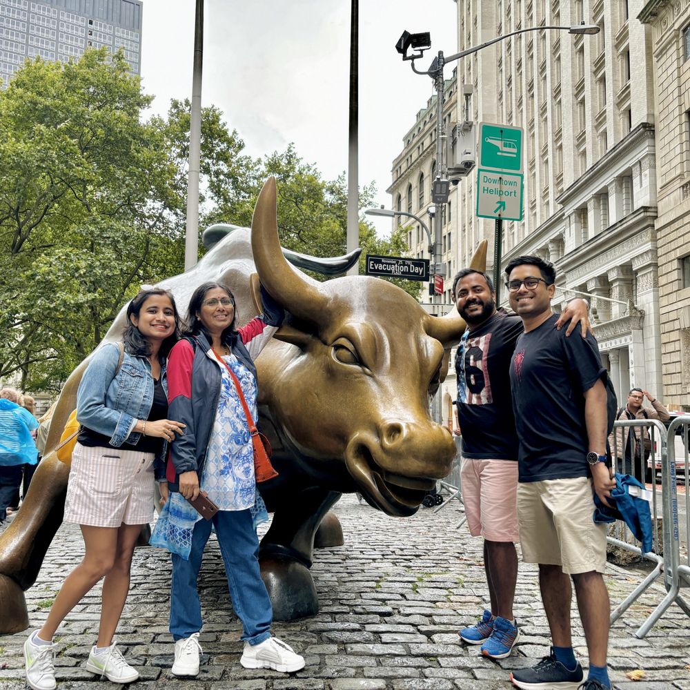 Charging Bull - Landmarks & Historical Buildings Near Me - New York, New York