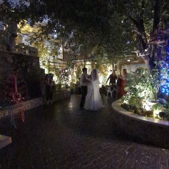 Park On Fremont - Courtyard - Breakfast & Brunch Near Me - Las Vegas, Nevada Park On Fremont - Courtyard - Breakfast & Brunch Near Me - Las Vegas, Nevada